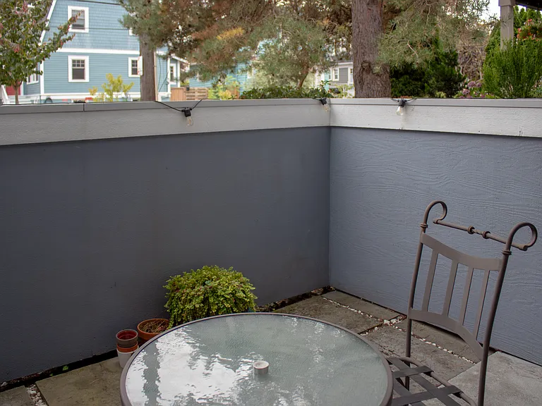 160 Lee St #109 — Photo 25