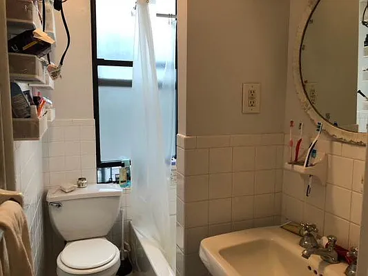 Rented by Friedman Roth Realty | media 30