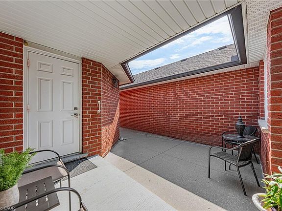 4th image of 10 Isherwood Ave #103