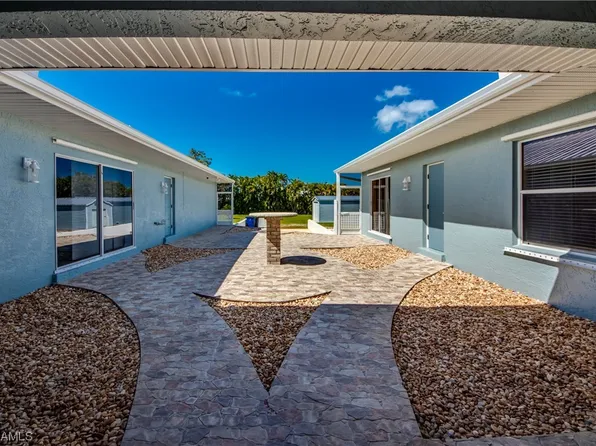 7200 Pineland Rd, Bokeelia, FL 33922