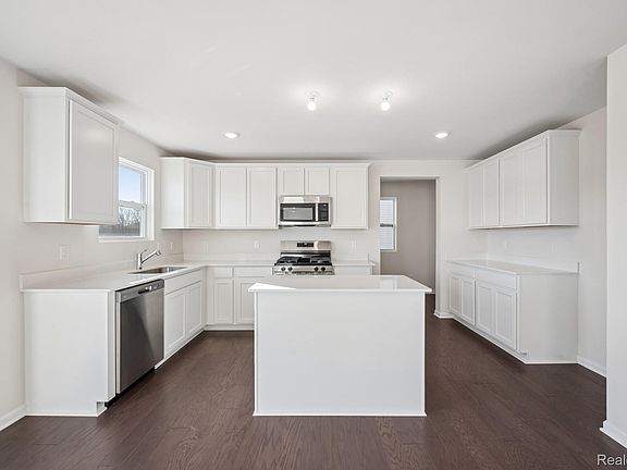 7th image of this home