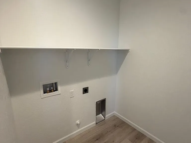 3021 N Monarch St — Photo 4