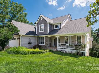 8 Scarlet Rdg, Weaverville, NC 28787