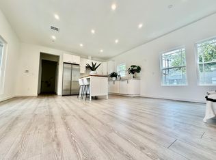 606 W Dryden St #A, Glendale, CA 91202
