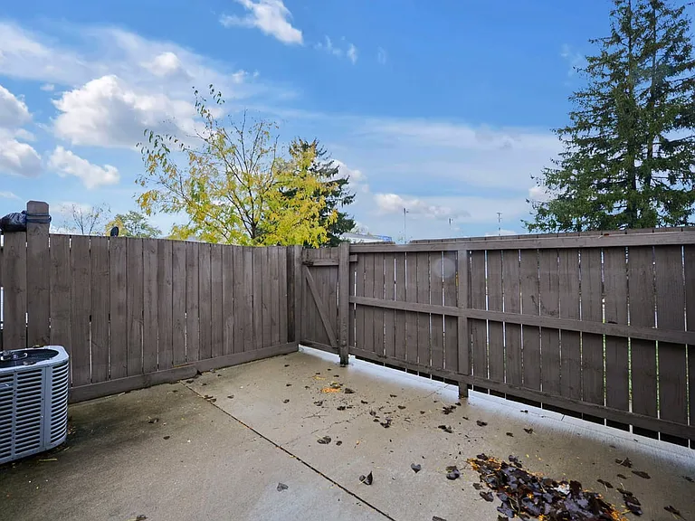 3083 Morsetown Ct N — Photo 24