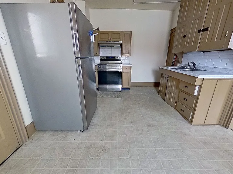 17 Park Ave — Photo 5