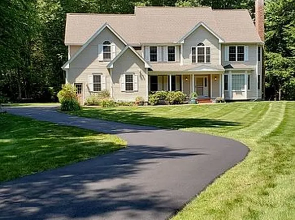 7 Captains Way, Exeter, NH 03833