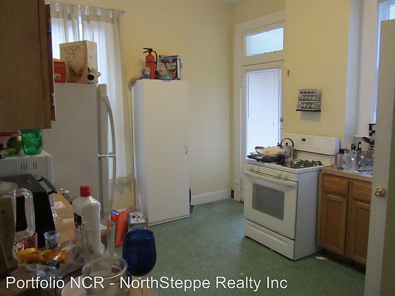 5th image of 127 W Hubbard Ave Unit W