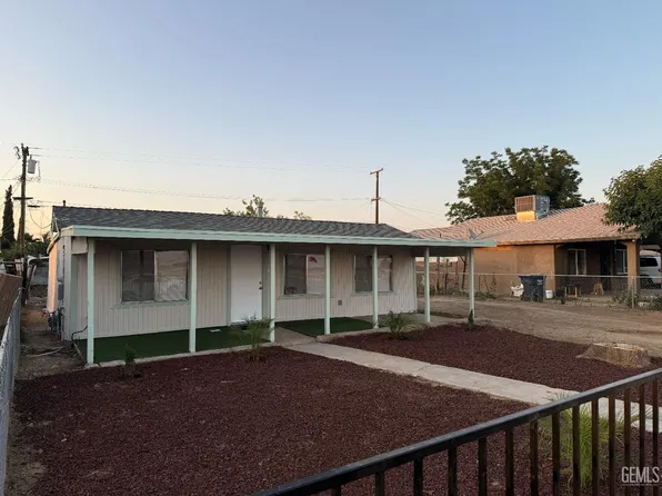 7704 Buena Vista Blvd, Lamont, CA 93241