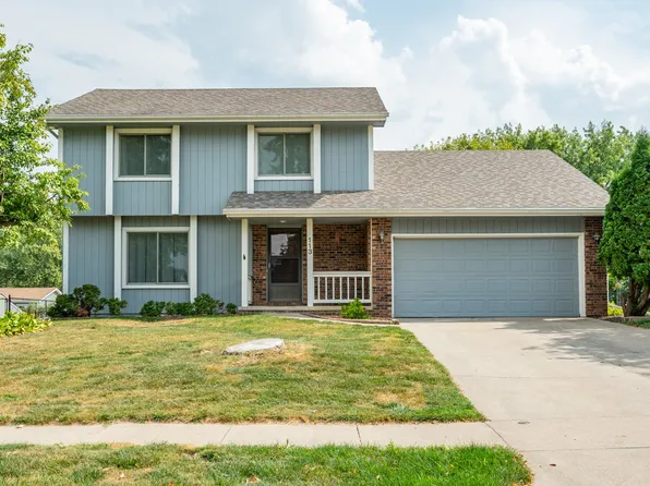 113 NW Maplewood Dr, Grimes, IA 50111