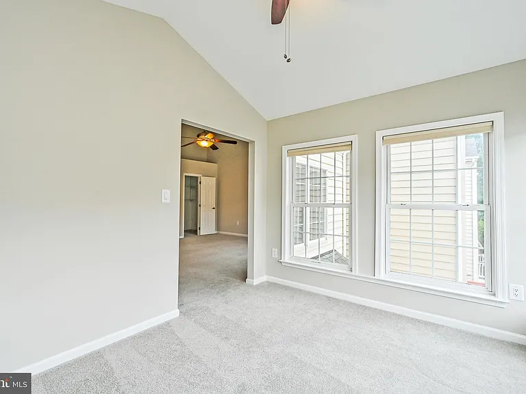 4654 Hummingbird Ln — Photo 29