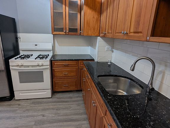2nd image of 11339 S Langley Ave #1