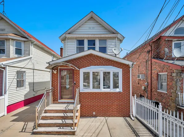 9413 209th St, Queens Village, NY 11428