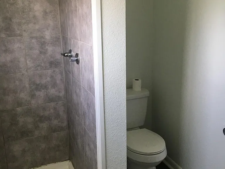 3818 Hamid Blvd — Photo 12