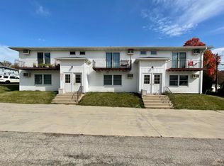 1860 20th St NW #6, Rochester, MN 55901