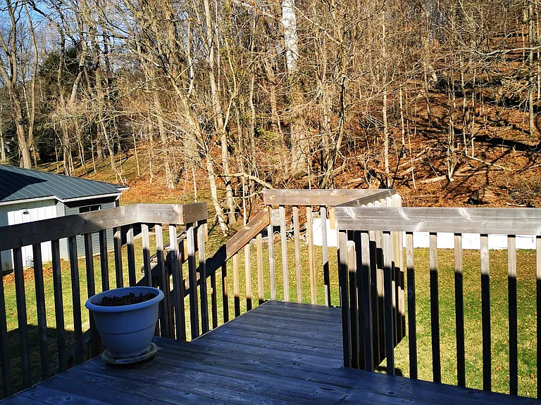 438 W Maple St #1/2 — Photo 9