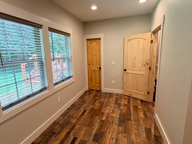 522 Brandon Rd — Photo 28