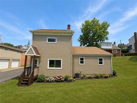 2nd image of 147 Lea St