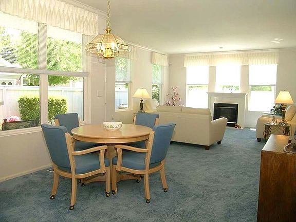 Great Room with Gas Fireplace