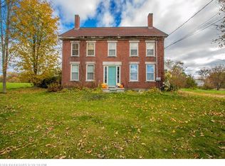 11 Cross Rd, Cumberland, ME 04021