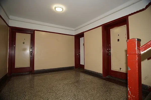 Rented by Norman Raindel, LREB | media 78