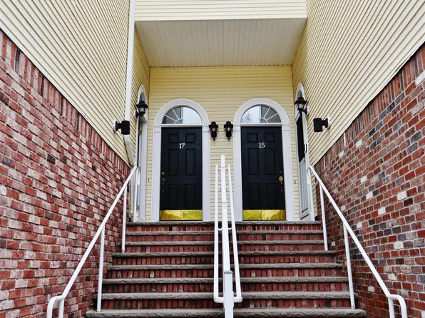 19 Marina Drive image 3 of 50