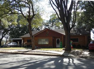 2626 Avenue G, Rosenberg, TX 77471