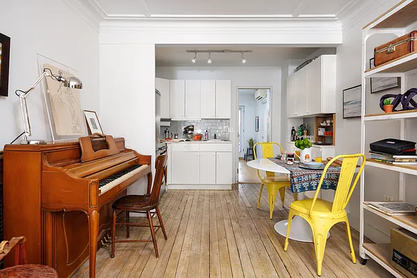 Sold by Brown Harris Stevens | media 29