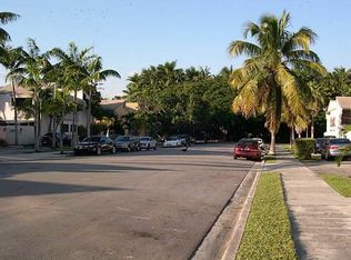 15800 SW 90th Ct, Palmetto Bay, FL 33157