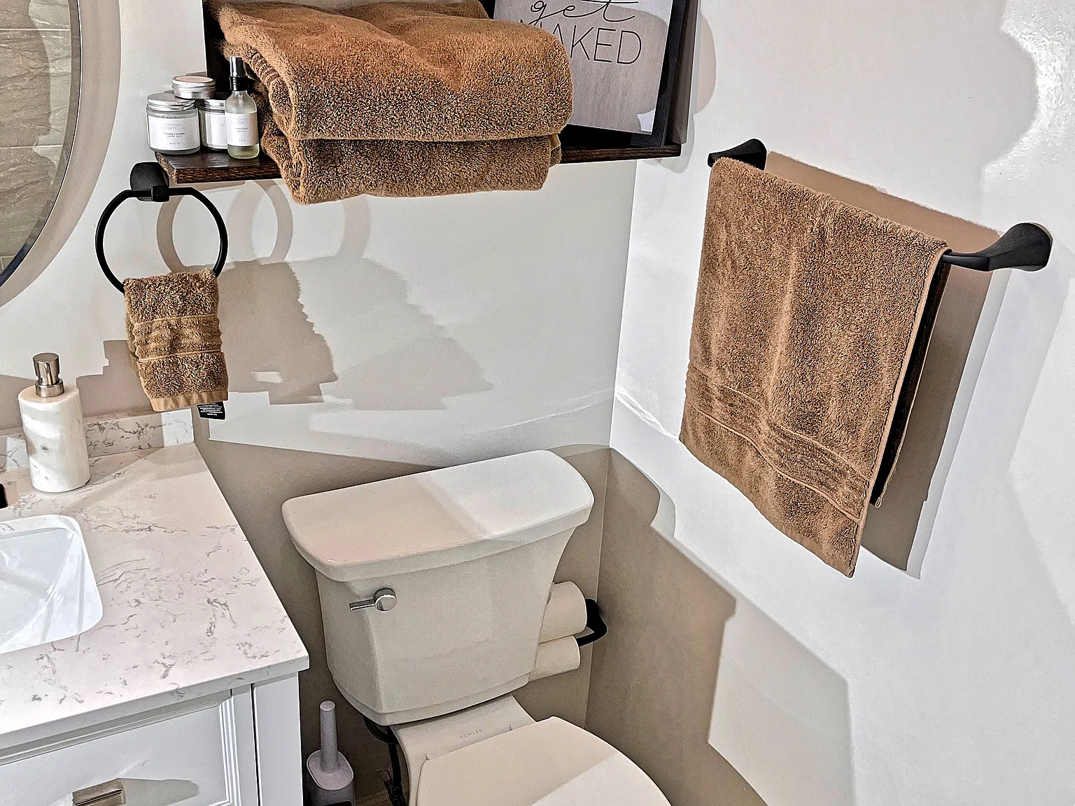 3 bed, 1000 sqft, $3,000 — Photo 4