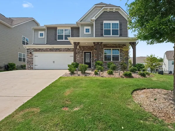 214 Kennerly Center Dr, Mooresville, NC 28115