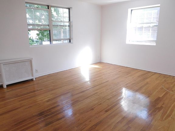5th image of 138-27-78AVE Kew Loop Floor 2