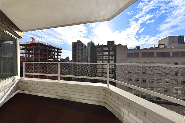 Rented by Buchbinder & Warren | media 20