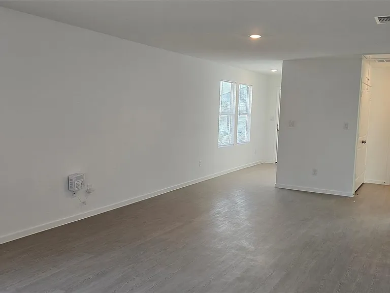 446 Sormonne Loop — Photo 4