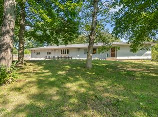 1046 W Mud Creek Rd, Oregon, IL 61061