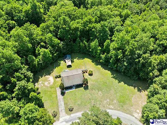 3rd image of 131 Forest Dr
