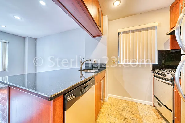 Rented by Sterling Realty Solution Inc | media 4