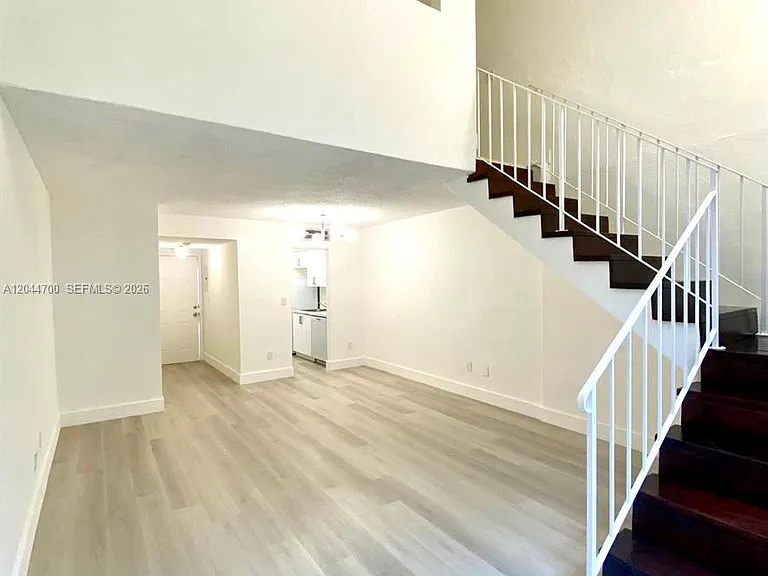 10901 N Kendall Dr #210 — Photo 2