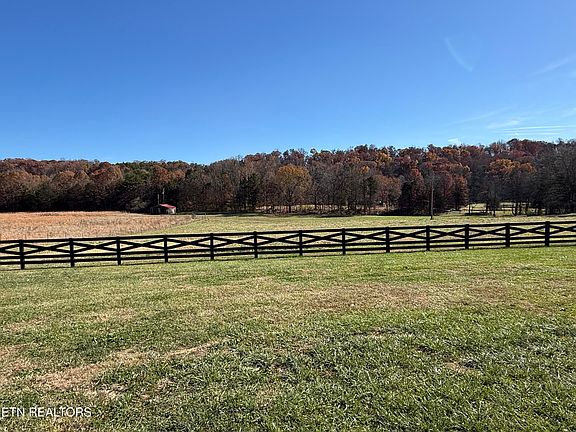 4th image of 1195 Smith Valley Rd