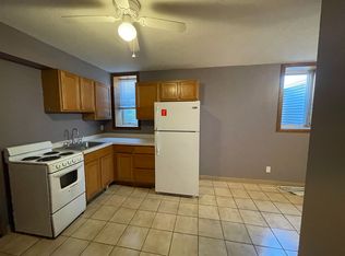 151 Cedar Lake Rd N #E, Minneapolis, MN 55405