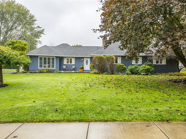 214 Tobey Rd, Pittsford, NY 14534