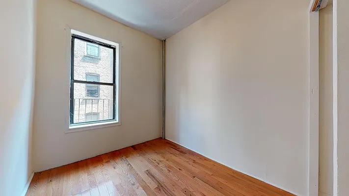 Rented by Bond New York | media 9