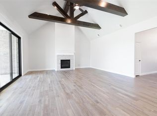 9304 NW 116th St, Yukon, OK 73099