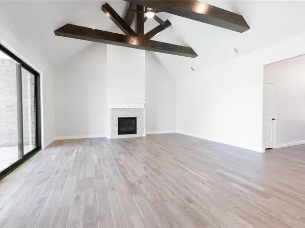 9304 NW 116th St, Yukon, OK 73099