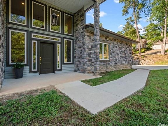 4th image of 337 Diamondhead Dr