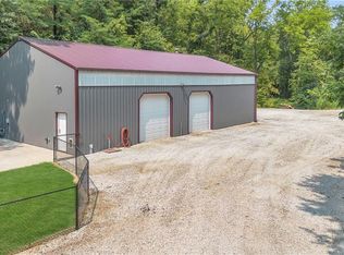 23520 Interurban Rd, Dearborn, MO 64439