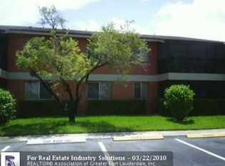 2721 S Oakland Forest Dr APT 101, Oakland Park, FL 33309