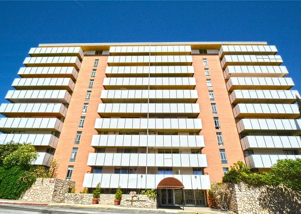 1st image of 1800 N Stanton St APT 307