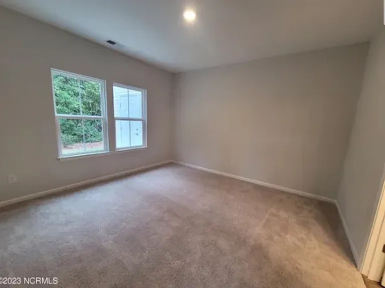 9008 Laurel Bay Ln — Photo 8