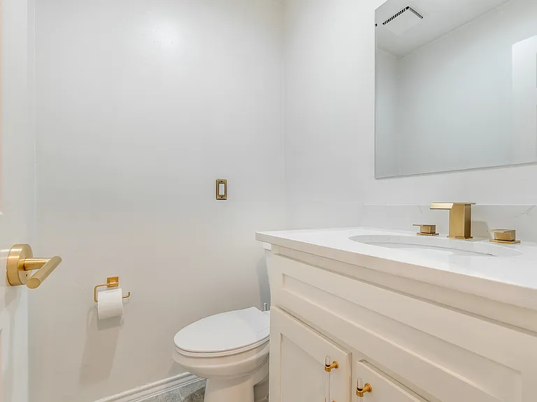 9130 Valley Chapel Ln — Photo 21